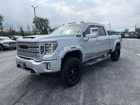 Used 2022 GMC Sierra 2500 Denali AWD/4WD image 3
