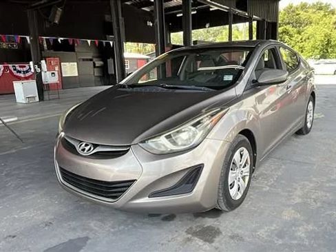 Used 2016 Hyundai Elantra SE FWD image 1
