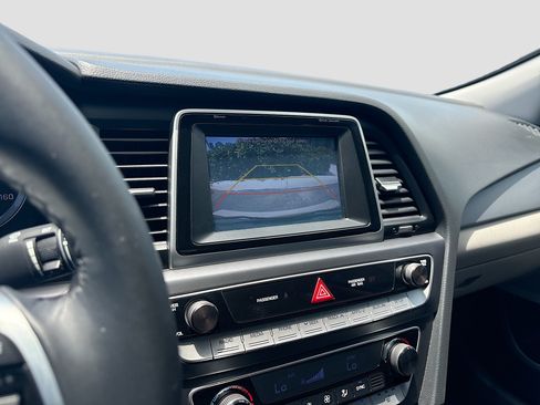 Used 2019 Hyundai Sonata SEL FWD image 11