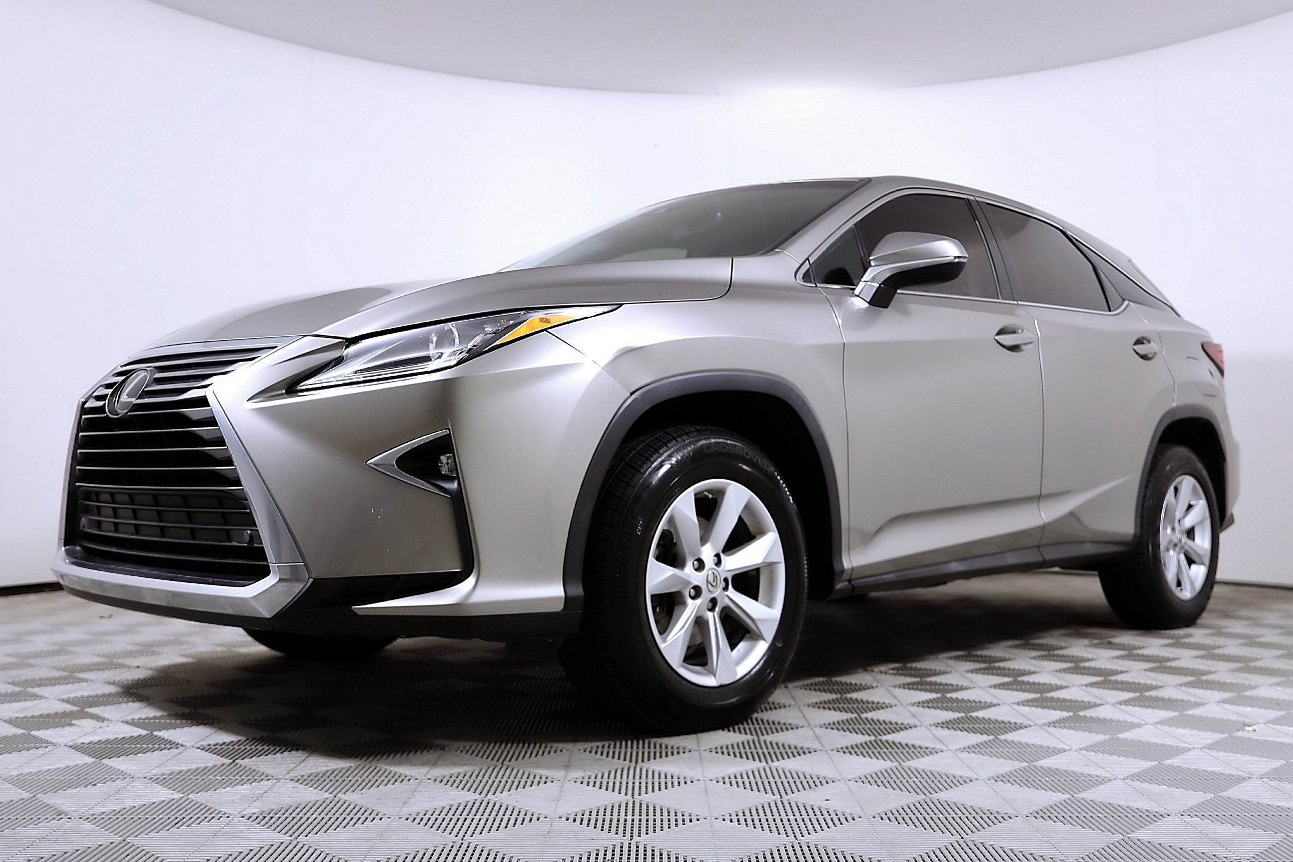 Used 2017 Lexus RX 350 FWD image 2