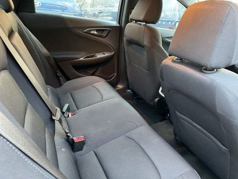 Used 2025 Chevrolet Malibu LT image 15