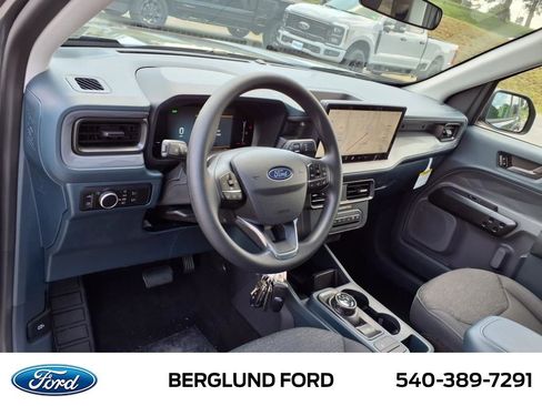 New 2025 Ford Maverick XL image 8