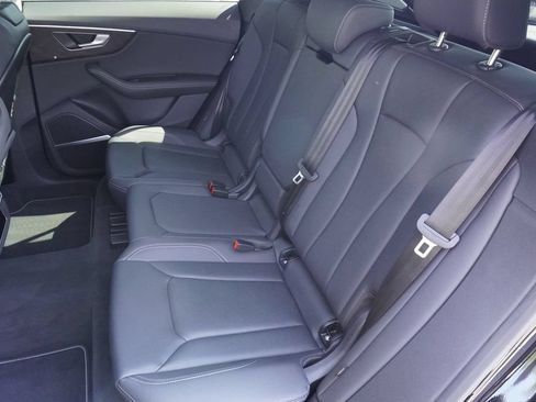 Used 2023 Audi Q8 Premium Plus w/ Premium Plus Package AWD/4WD image 30
