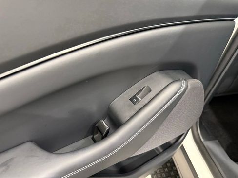 New 2025 Ford Mustang Mach-E Select image 17