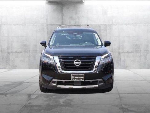Used 2023 Nissan Pathfinder Platinum w/ Lighting Package (N92) AWD/4WD image 4