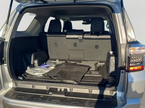 Used 2022 Toyota 4Runner TRD Off-Road Premium w/ Moonroof Package image 6