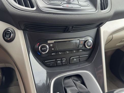 Used 2013 Ford C-MAX Energi SEL FWD image 22