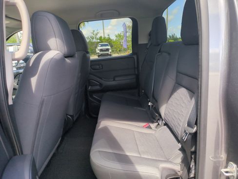 Used 2022 Nissan Frontier S w/ Technology Package image 14