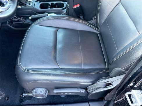 Used 2021 Jeep Wrangler Unlimited Sahara image 21