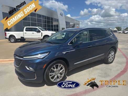 Used 2023 Buick Enclave Essence w/ Experience Buick Package image 1