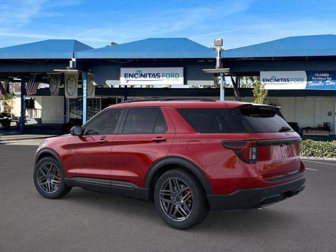 New 2026 Ford Explorer ST-Line w/ ST-Line Street Pack image 4