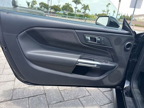 Used 2024 Ford Mustang GT RWD image 11