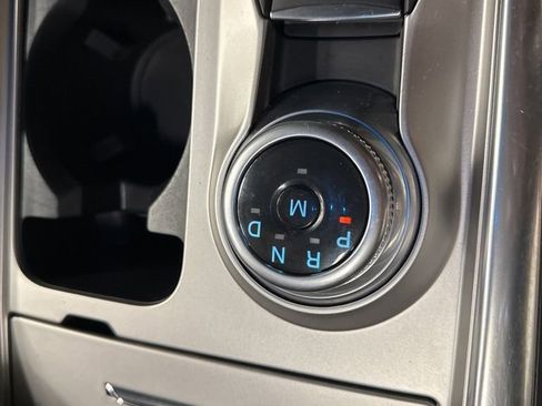 Used 2020 Ford Explorer XLT w/ Equipment Group 202A image 26