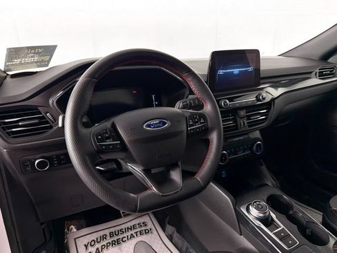 Used 2023 Ford Escape ST-Line w/ Equipment Group 301A AWD/4WD image 9