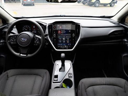 Used 2024 Subaru Crosstrek 2.0i Premium AWD/4WD image 8