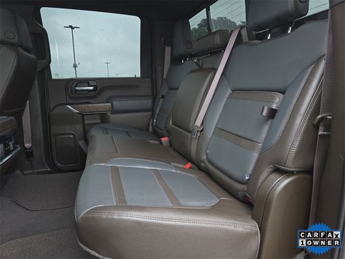 Used 2022 GMC Sierra 2500 Denali w/ Denali Ultimate Package image 12