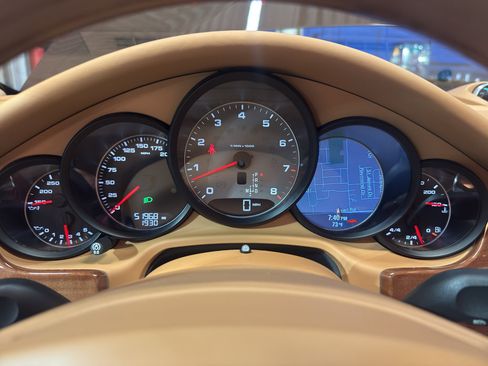 Used 2010 Porsche Panamera S RWD image 17