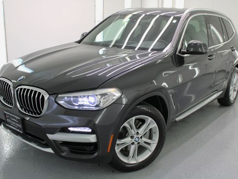 Used 2018 BMW X3 xDrive30i w/ Convenience Package image 2