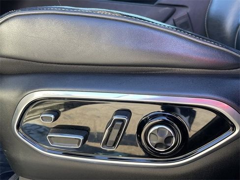 Used 2021 Jeep Grand Cherokee L Overland w/ Luxury Tech Group IV image 27