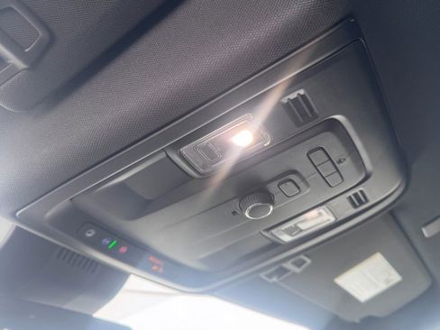 Used 2024 Chevrolet Tahoe LT image 20