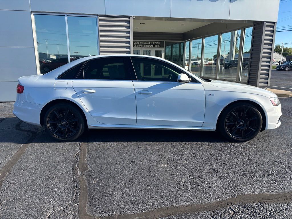 Used 2016 Audi A4 2.0T Premium Plus w/ Technology Package AWD/4WD image 4