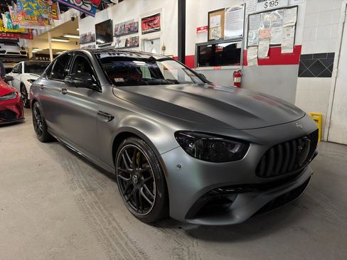 Used 2021 Mercedes-Benz E 63 AMG S image 3