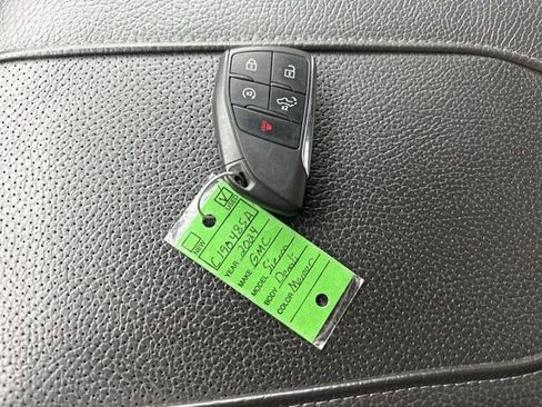 Used 2024 GMC Sierra 1500 Denali w/ Denali Reserve Package image 17