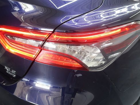 Used 2021 Toyota Camry XLE image 27