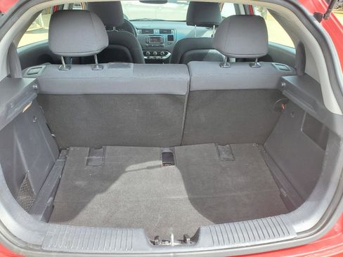 Used 2013 Kia Rio EX w/ Convenience Pkg image 11