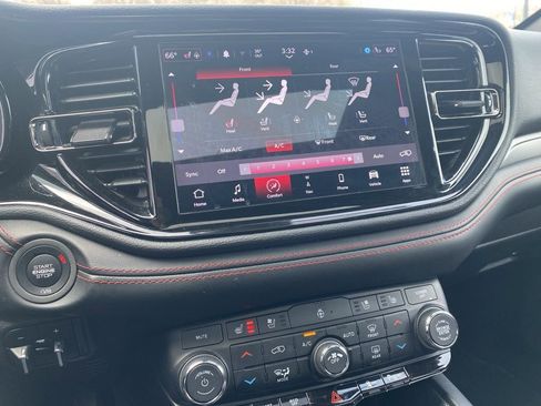 Used 2024 Dodge Durango GT image 16