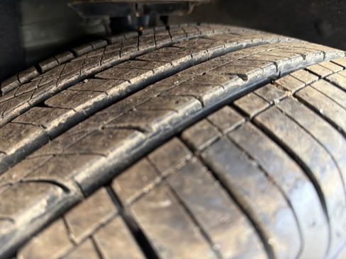 Used 2024 Ford Edge Titanium image 30