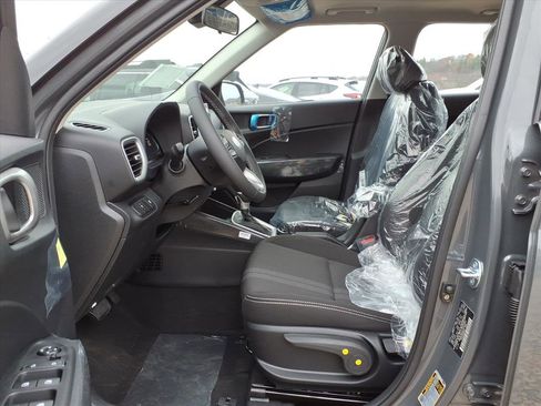 New 2026 Hyundai Venue SEL image 5
