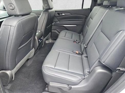 New 2026 Chevrolet Traverse LT image 16
