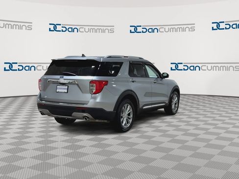 Used 2023 Ford Explorer Limited AWD/4WD image 9