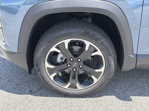 New 2026 Chevrolet Equinox LT w/ LPO, Floor Liner Package FWD image 22