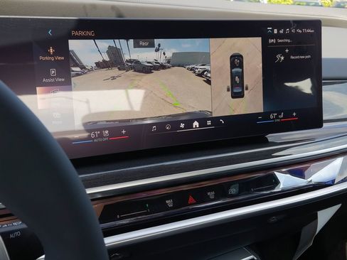 New 2026 BMW 760i xDrive w/ Premium Package AWD/4WD image 12