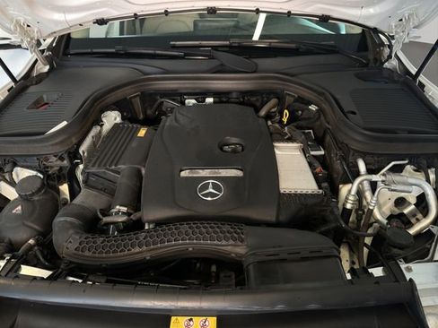 Used 2018 Mercedes-Benz GLC 300 GLC 300 image 26