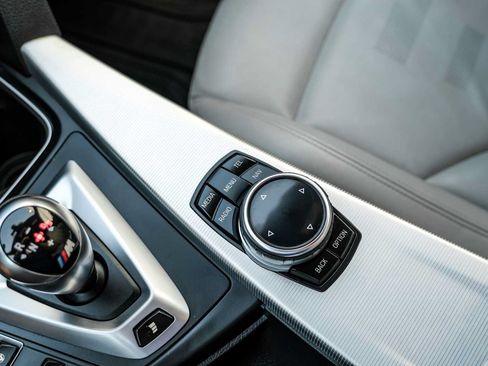 Used 2015 BMW M3 RWD image 23