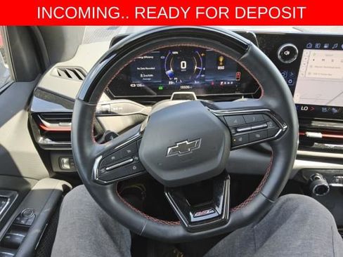 Used 2025 Chevrolet Silverado EV RST AWD/4WD image 4
