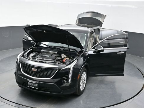 Used 2019 Cadillac XT4 Luxury w/ Cold Weather Package FWD image 42