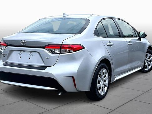 Used 2020 Toyota Corolla LE image 13