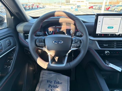 New 2026 Ford Explorer ST-Line w/ ST-Line Street Pack image 13