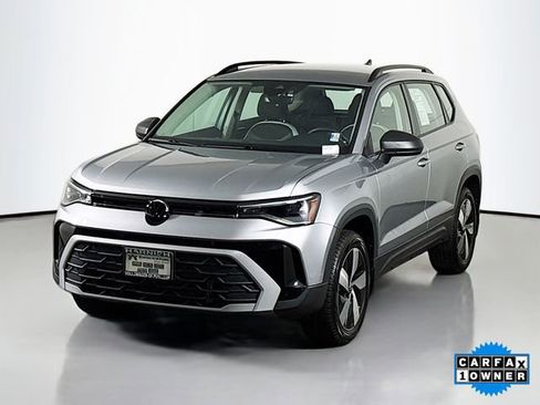 Used 2025 Volkswagen Taos S image 3