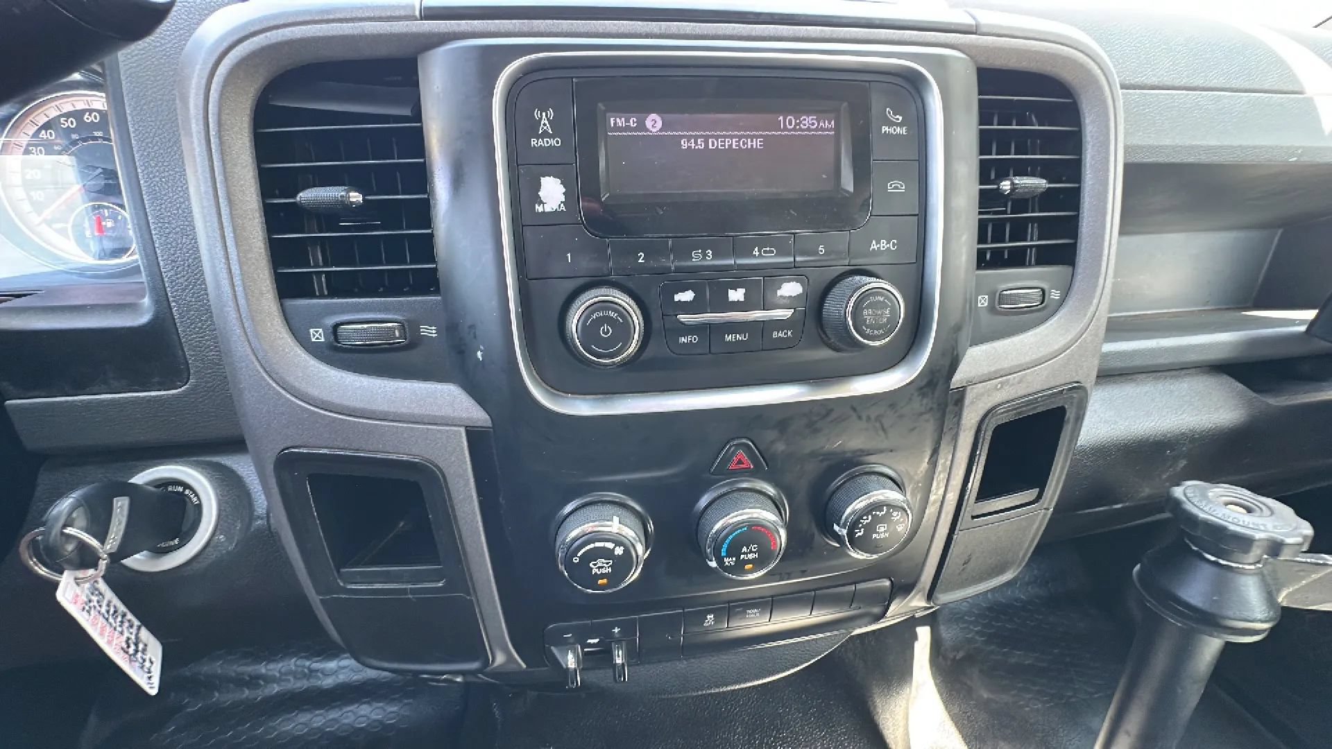 Used 2018 RAM 2500 ST RWD image 13