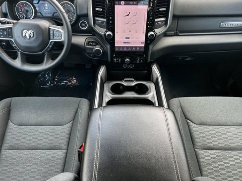 Used 2025 RAM 1500 Big Horn RWD image 17