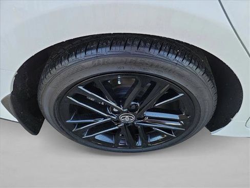 Used 2026 Toyota Camry SE w/ Convenience Package FWD image 11