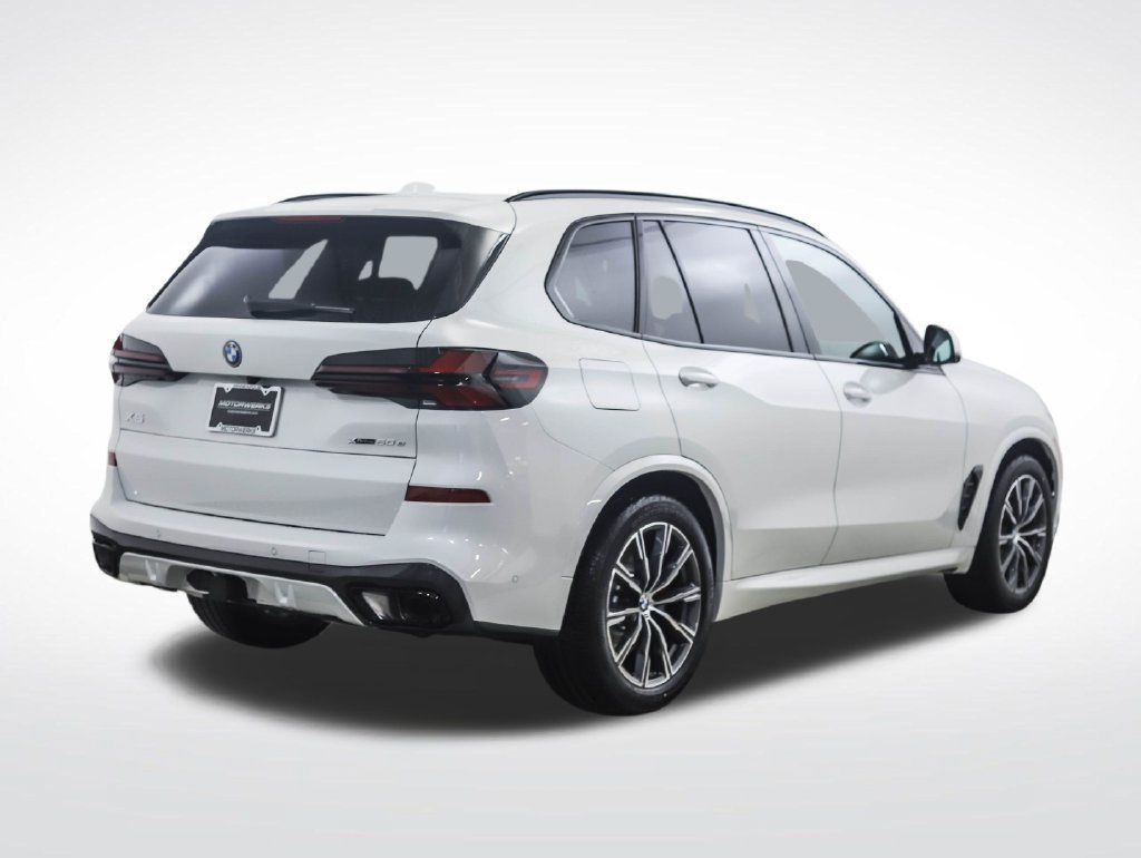 Used 2026 BMW X5 xDrive50e w/ Executive Package AWD/4WD image 5
