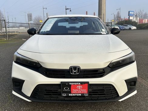 Used 2022 Honda Civic Sport image 2