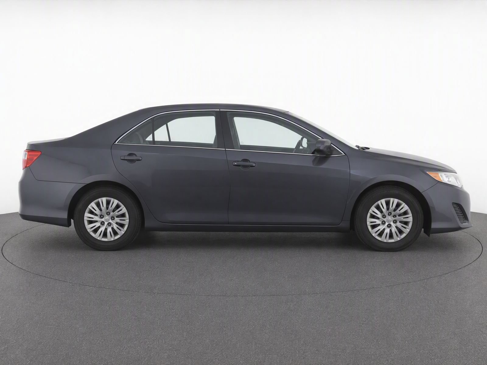 Used 2012 Toyota Camry FWD image 8