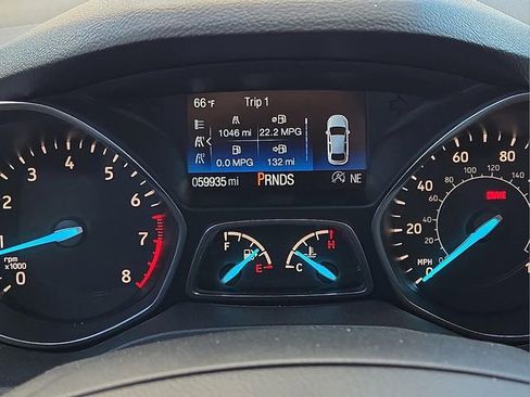 Used 2019 Ford Escape SE image 24